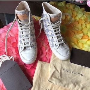 ISO Luis Vuitton high top Damien azur sneakers